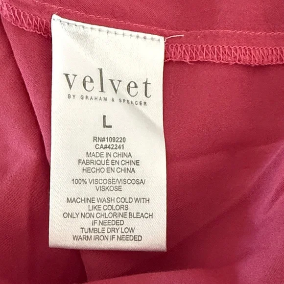 Velvet by Graham & Spencer | Regular Fit Long Sleeve - Picture 7 of 7